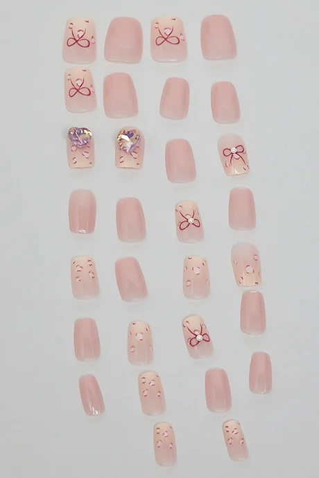 R&b Wearable Manicure