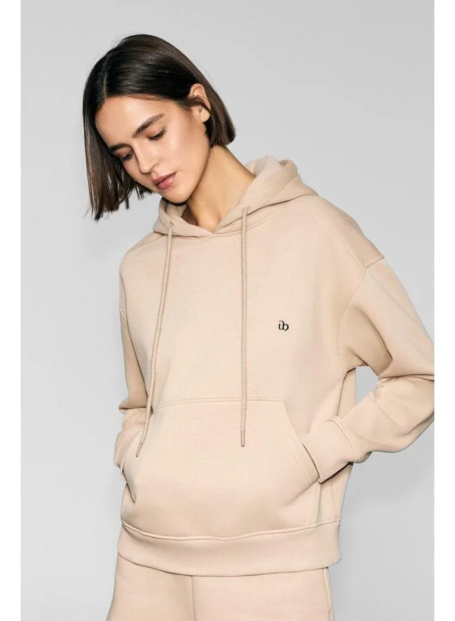 Urban Beat  JINGSO Women's Soft Polar Fleece Hoodie with Kangaroo Pocket and Print Detail in Mink. for Women | Best Price UAE