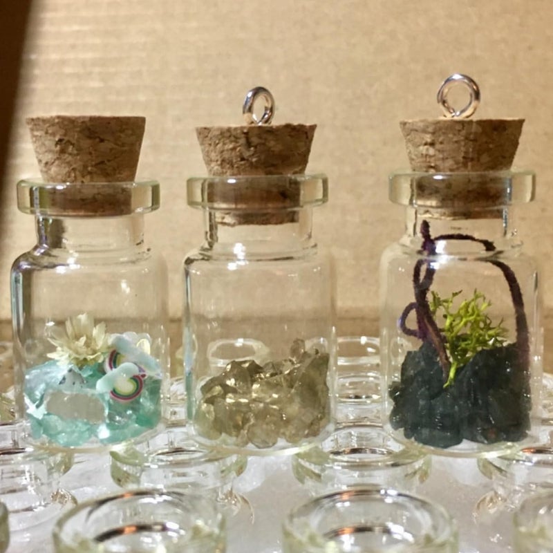 MaxMau 36PCS Tiny Glass Bottles with Corks and Eye Screws,3ml Cute Little Jars Cork Stoppers Vials for Crafting Project Wedding Favors - Image 5