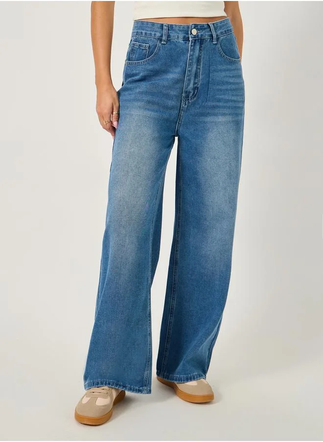 ستايلي High Rise Straight Fit Faded Jeans