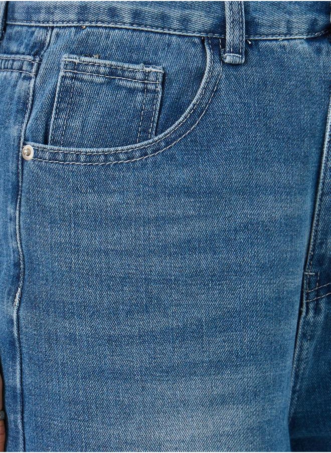 Styli High Rise Straight Fit Faded Jeans  - Image 3