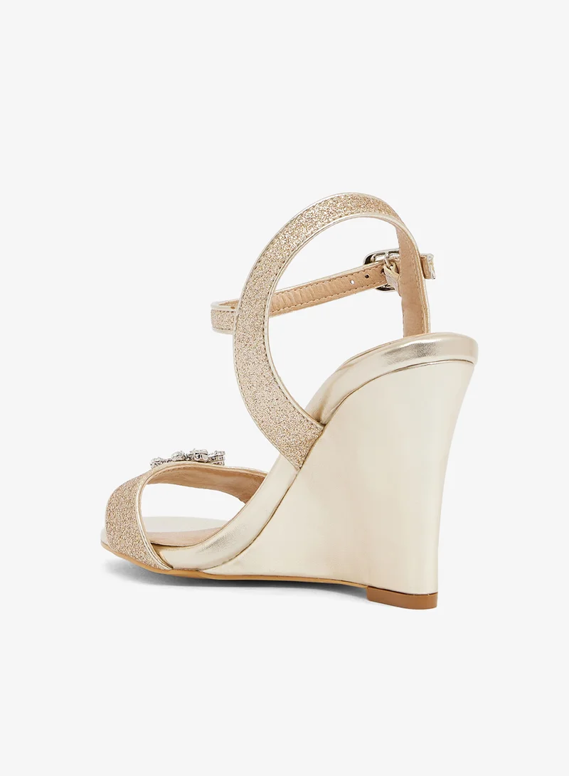 Khizana Gold Gold wedge sandal with glitter straps and crystal brooch for Women | Best Price UAE