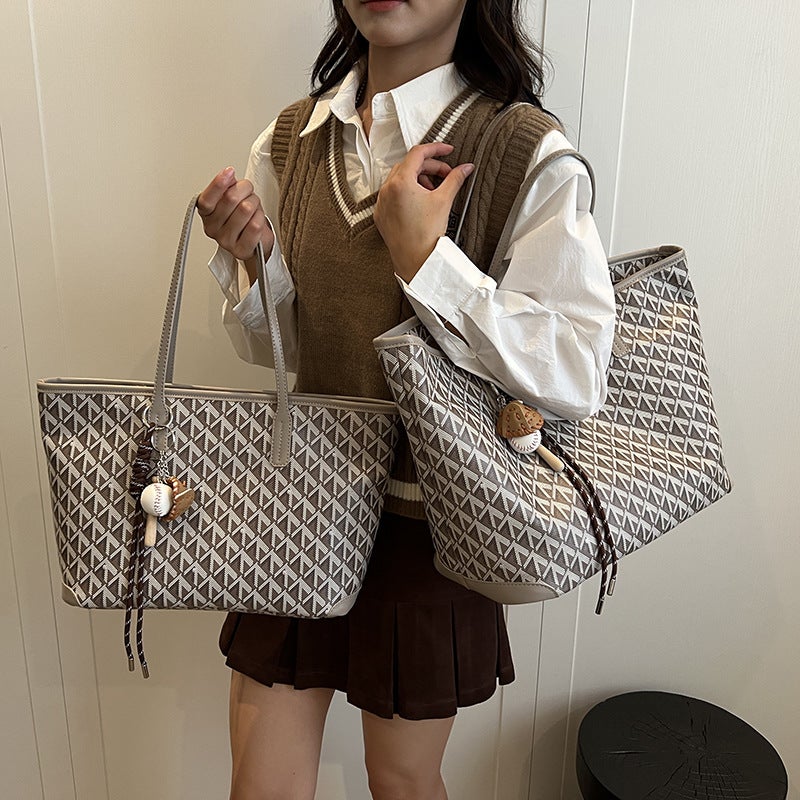 Tote Bag Large Capacity All-Match Casual Texted Shoulder Bag Retro Casual Commuter Bag Women'S - Image 3