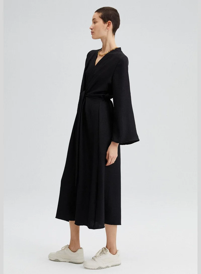 Touche FRONT BELTED DRESS