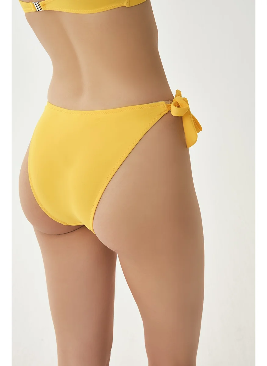داجي Yellow Lace-Up Bikini Bottoms