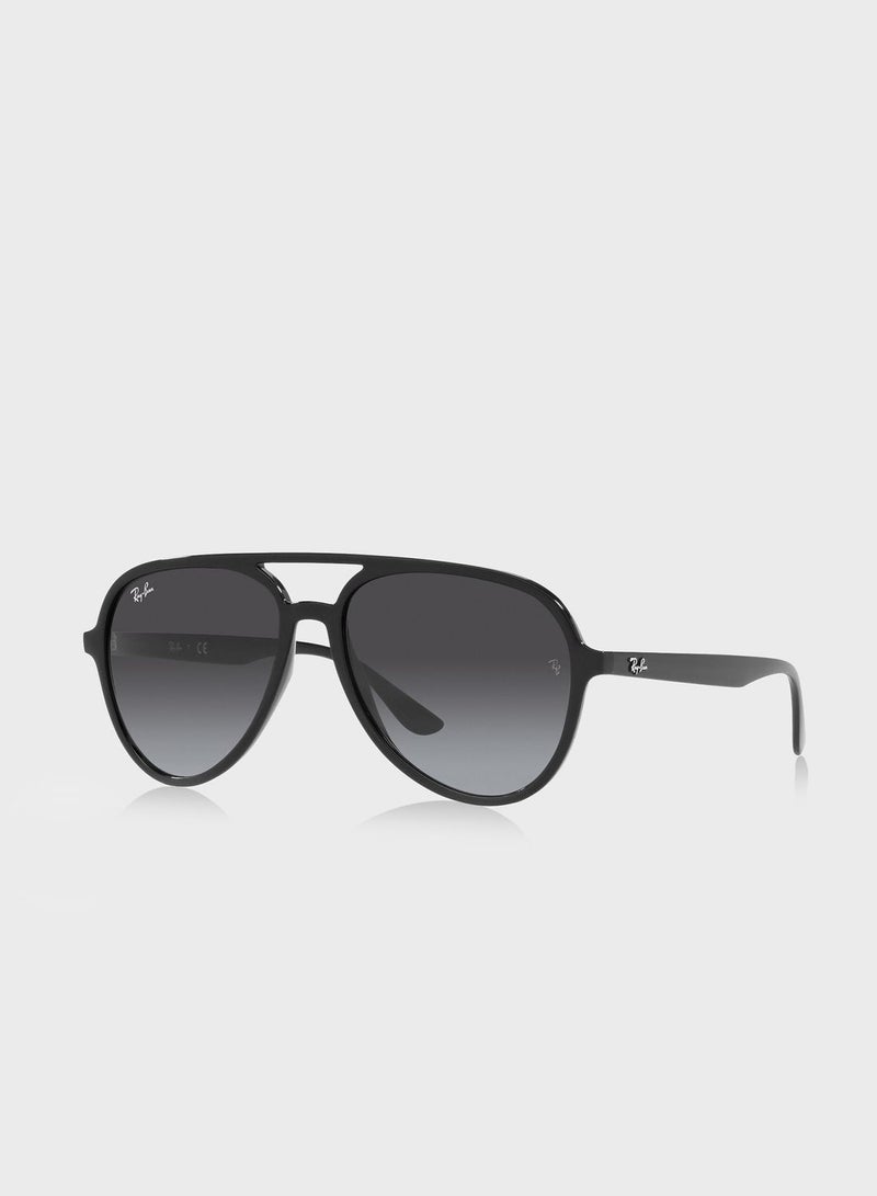 Ray-Ban 0Rb4376 Aviator Sunglasses - Image 2