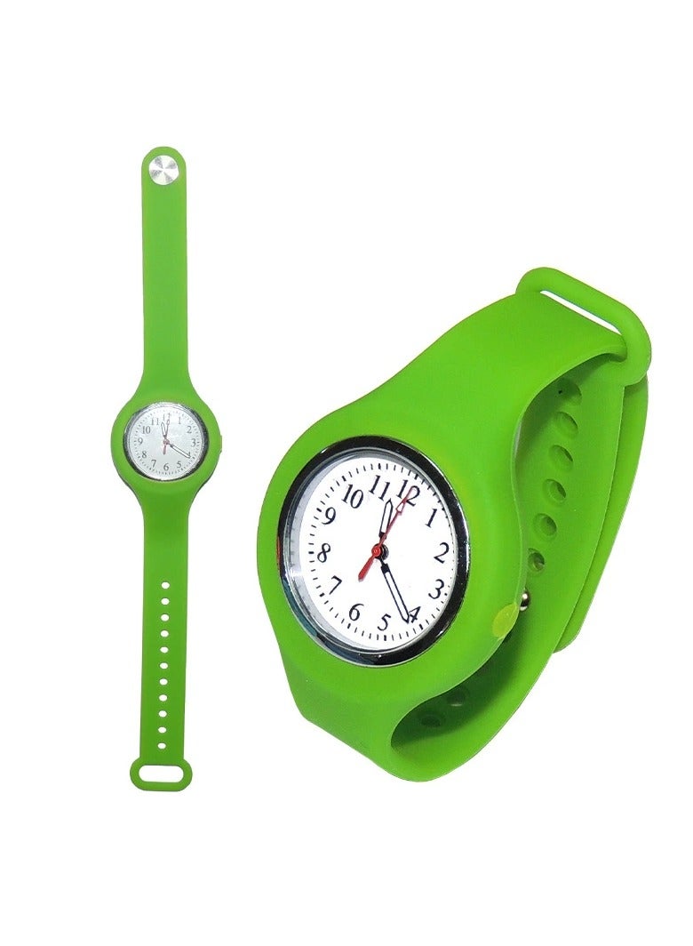 Goolsky ساعة كواتز سيليكون للأطفال باللون الأخضر – هدية للطلاب ساعة معصم متينة ومريحة - Image 1