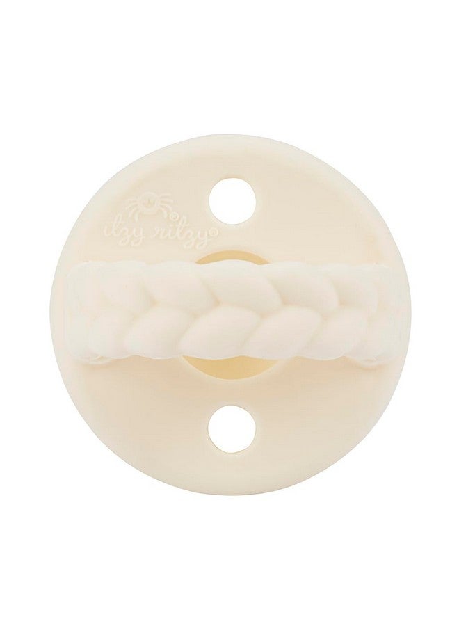 Itzy Ritzy لهايات سيليكون من إيتزي ريتزي للأعمار من 6-18 شهرًا - تتميز لهايات إيتزي بمقبض قابل للطي وفتحتين للهواء لزيادة الأمان؛ مجموعة من 2 في نكهة الخبز المحمص وكريمة الزبدة، للأعمار من 6-18 شهرًا - Image 3