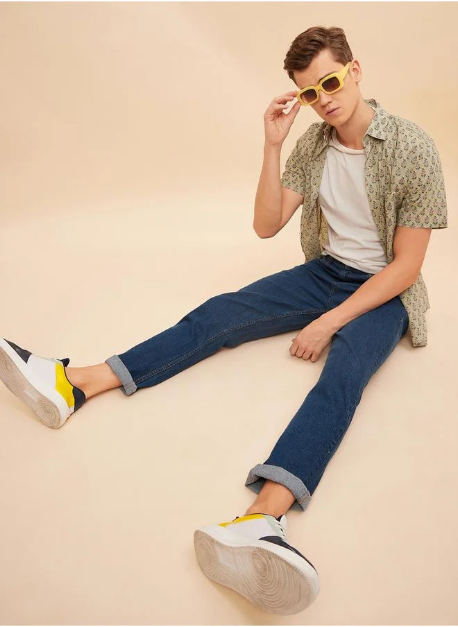 هاي ستار Mid Rise Plain Regular Fit Jeans by Styli