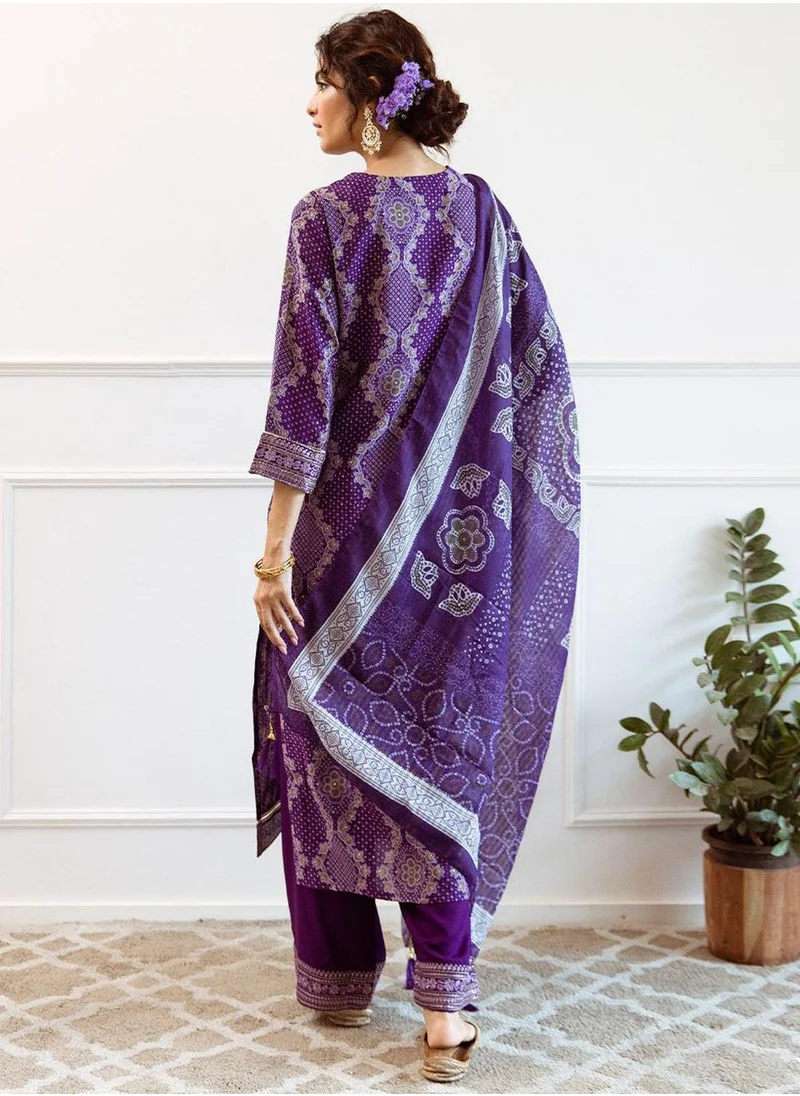ISHIN Regular Fit Three-Quarter Sleeve Printed Purple Mesh Woven Kurta Set For Women Flat Collar Perfect For Wedding And Engagement Pull On Closure