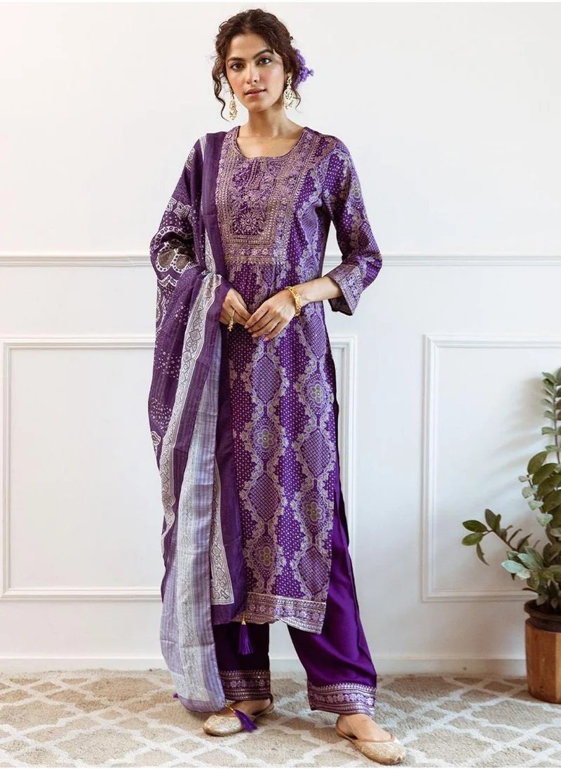 ISHIN Regular Fit Three-Quarter Sleeve Printed Purple Mesh Woven Kurta Set For Women Flat Collar Perfect For Wedding And Engagement Pull On Closure