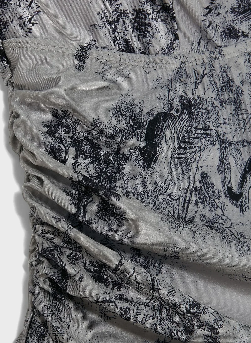 In The Style Curve Printed Sleeveless Body
