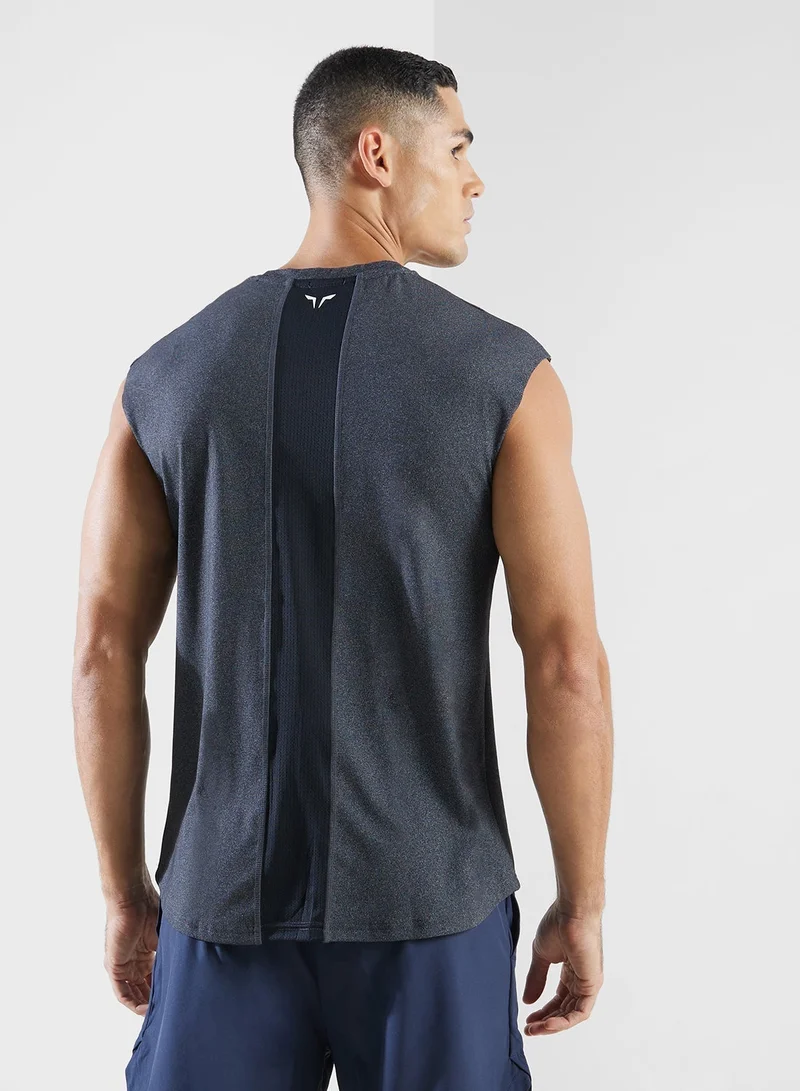 سكوات وولف تيشيرت بشعار مميز