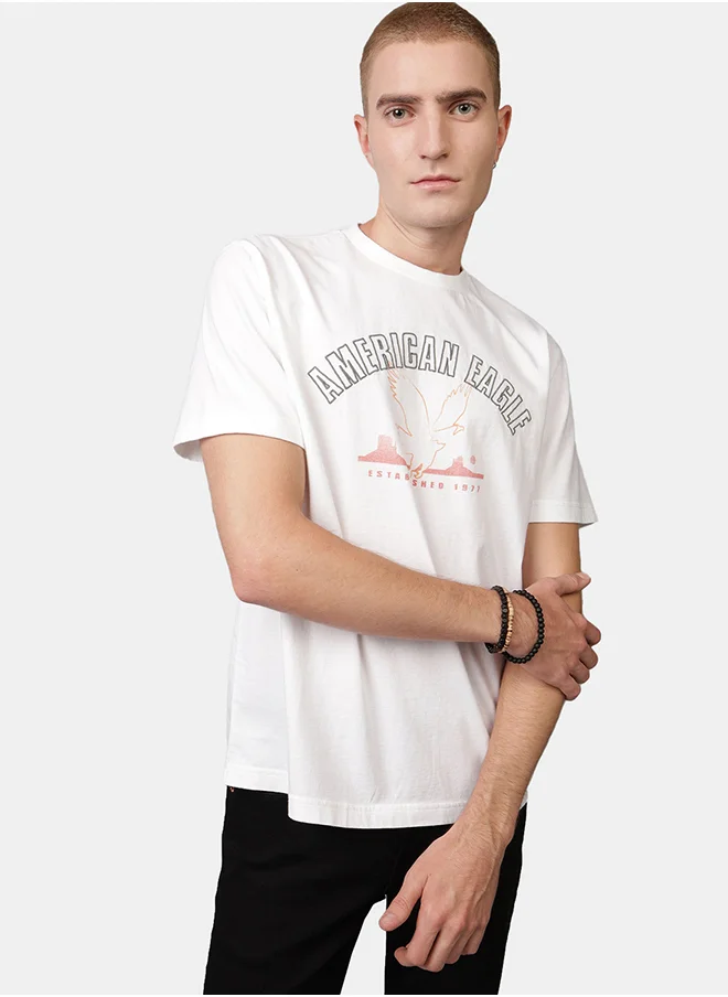 امريكان ايجل Embroidered Crew Neck Graphic T-Shirt