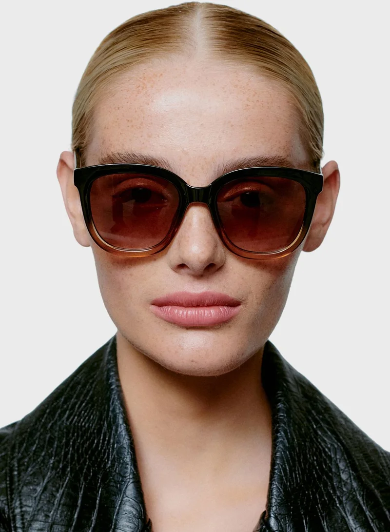 A.KJAERBEDE Billy Sunglasses