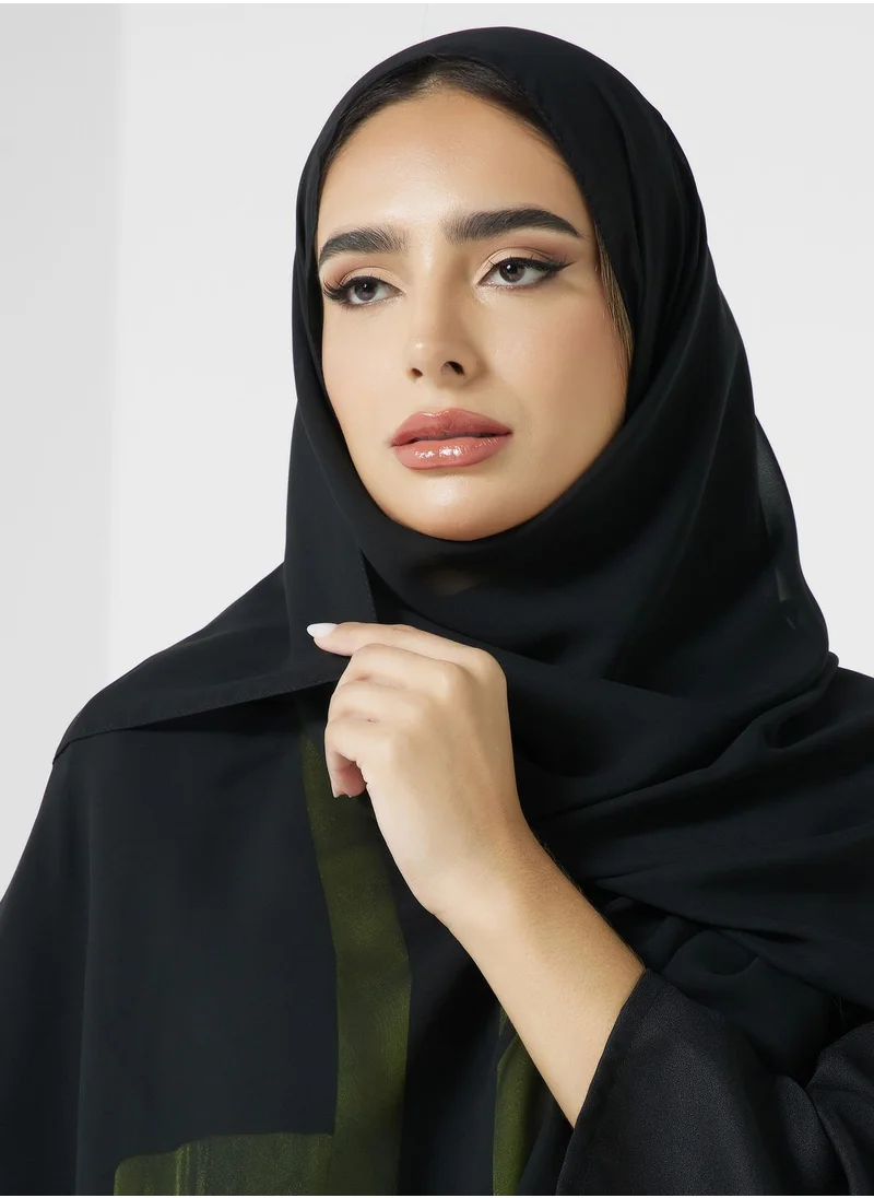Khizana Colorblock Detail Abaya With Sheila
