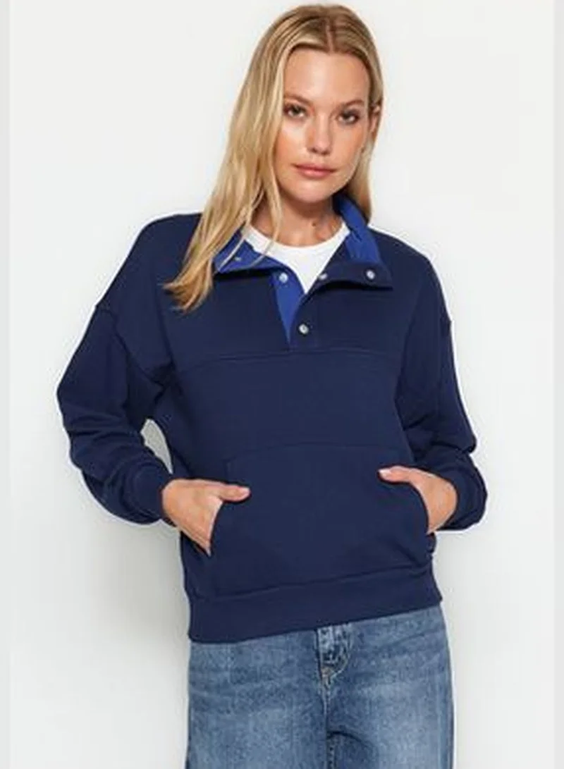 trendyol Navy Blue Regular/Normal Fit Stitching Detail with Press-studs Stand Up Collar Thick Knitted Sweatshirt TWOAW24SW00040.