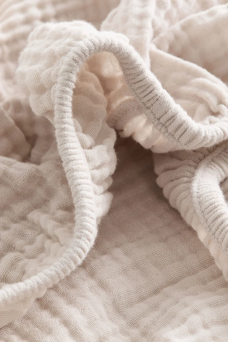 H&M Muslin cot fitted sheet