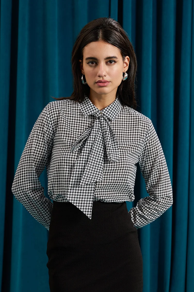 Virgio Cotton Tie Daywear Up Shirts for Women
