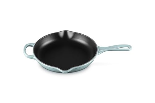 Le Creuset Le Creuset Enameled Cast Iron Signature Iron Handle Skillet 9 138 qt Sea Salt 