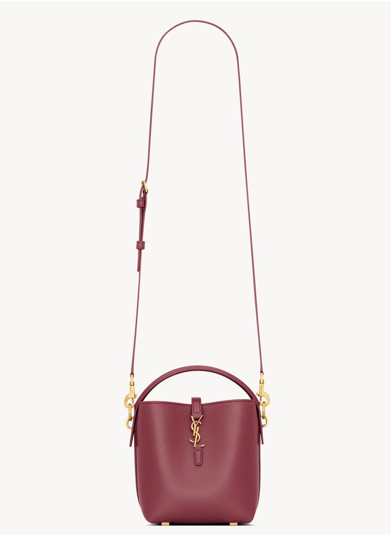 Le 37 YSL Bucket Bag in Smooth Leather