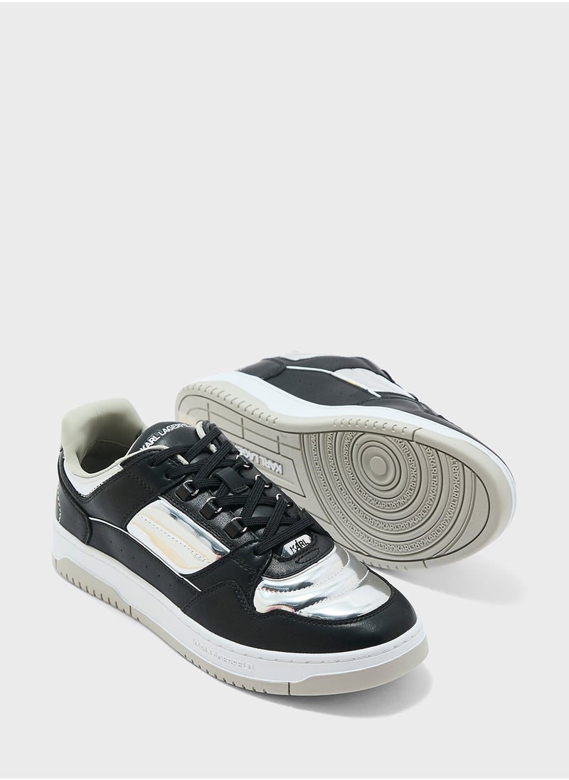 Karl Lagerfeld - Logo Low Top Sneakers - Image 1