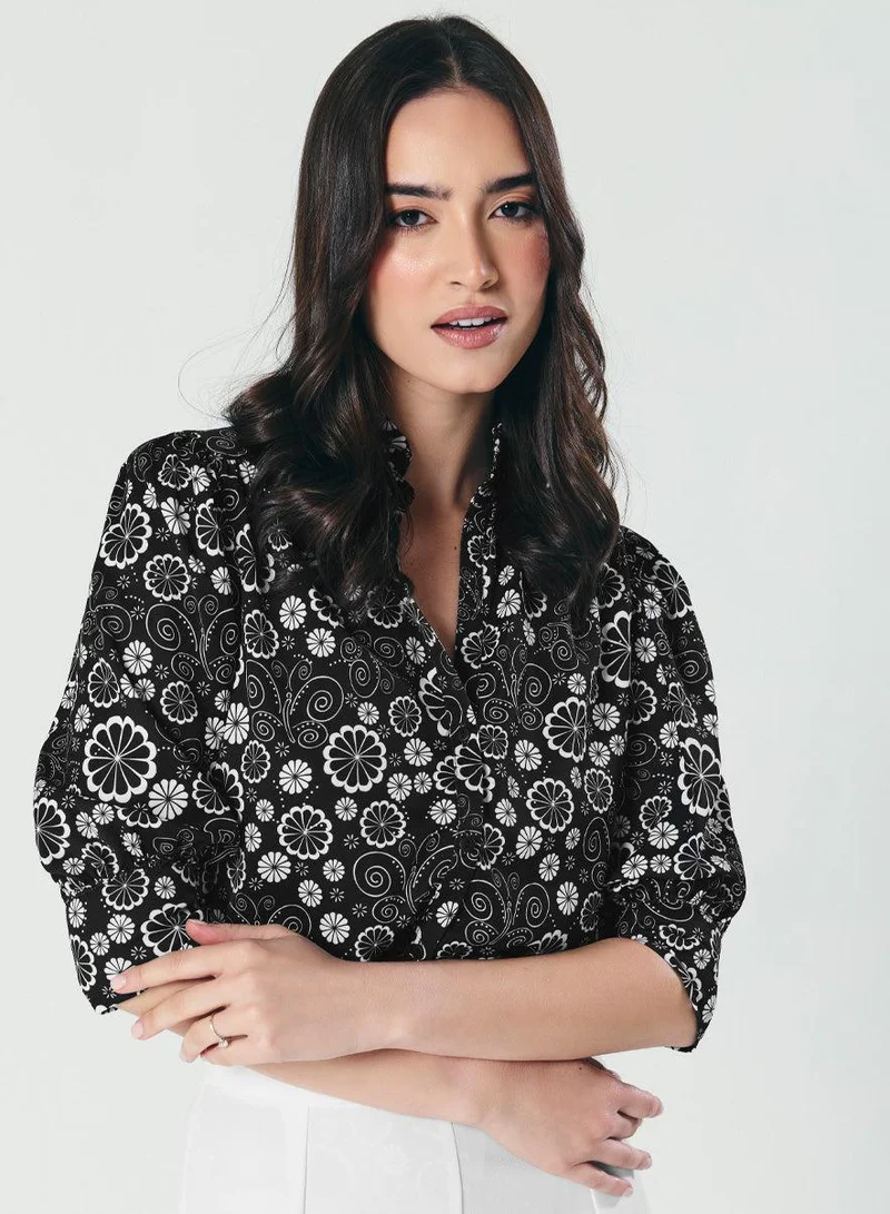 Zigzag Printed Black White Three Quarter Top