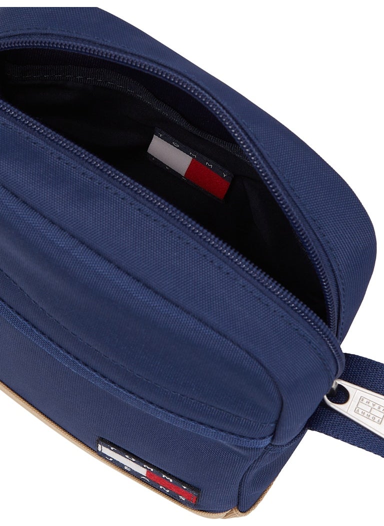 TOMMY JEANS ESSENTIAL DAILY REPORTER BAG  - Image 4