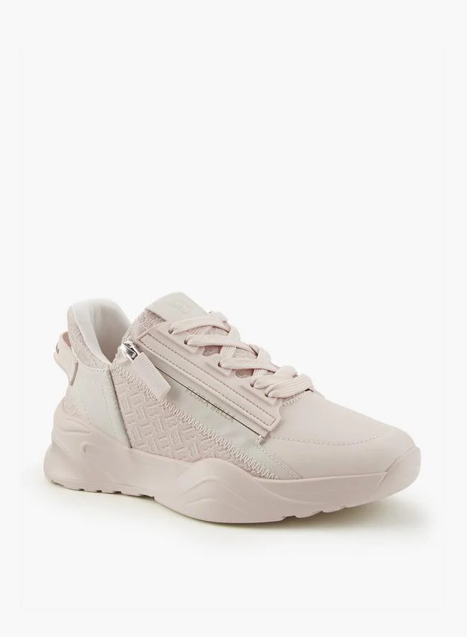 فلورا بيلا من شو إكسبرس أحذية رياضية برباط بطبعة شعار