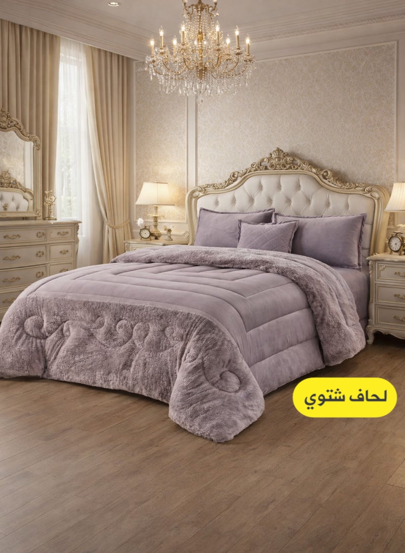 مون مفرش شتوي نفرين نظام وجهين وجه مخمل وجه فرو - طقم مفارش 6 قطع ( 1 لحاف + 1 وشرشف مطاطي + 4 أغطية وسائد ديكورية ) يناسب سرير مقاس 200x200 سم - Image 1