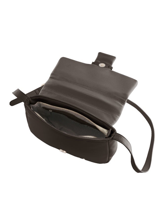 فوسكا شنطة Foska كروس نسائية صغيرة جلد ناعم – عملية يومية لون بني غامق – مقاس 24x19 سم - Image 5