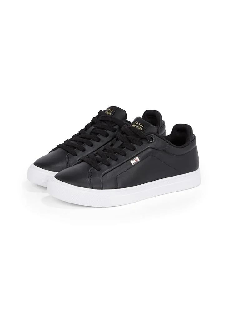 TOMMY HILFIGER Logo Detail Lace Up Low Top Sneakers