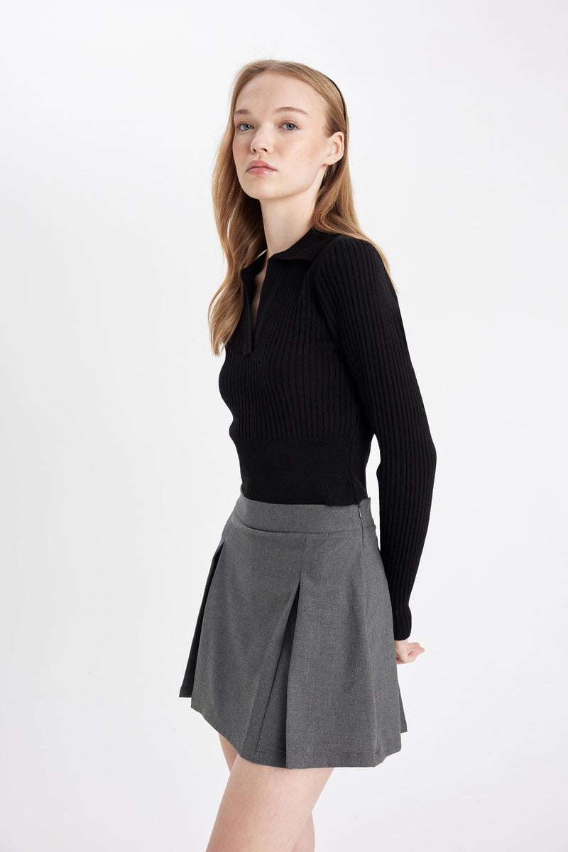 DeFacto Woman Pleated High Waist Mini Skirt  - Image 4