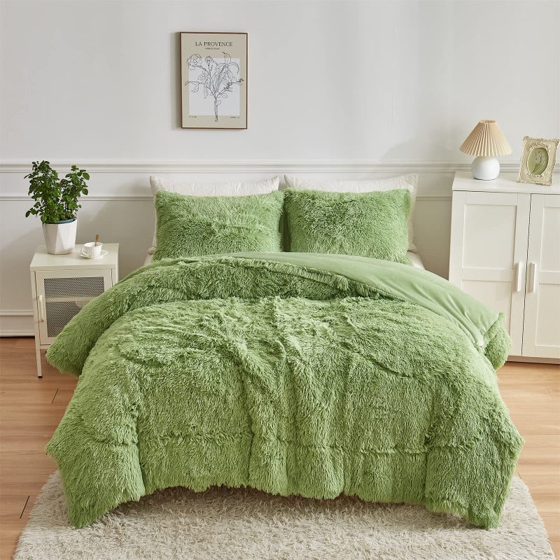 Wajade Faux Fur Plush Sage Green Comforter Set Fluffy Fuzzy Shaggy Bedding Set - 3PC King Size Microfiber Soft Warm Quilt Set - Image 3