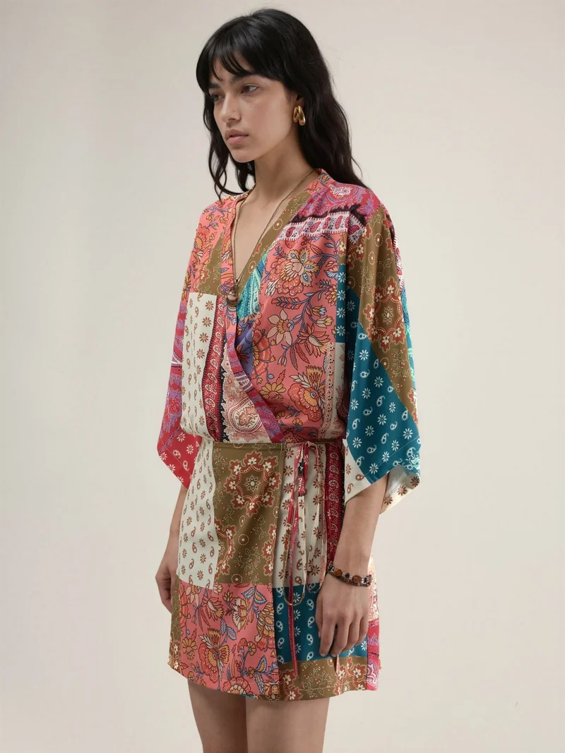 هيكاب Ethnic Print Front-Tie Mini Dress
