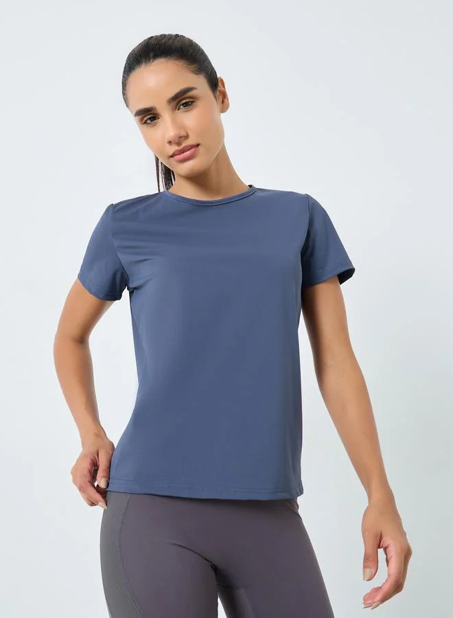 ستايلي اكتيف بلوزة بتفاصيل بارزة الملمس