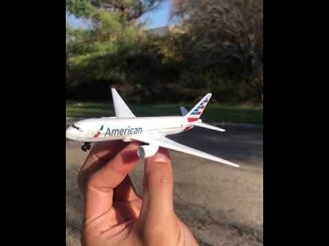 Daron Toy Airplane – American Airlines – Die-Cast Metal Model Airplane Toy with Plastic Parts for Kids Ages 3+ - Image 2