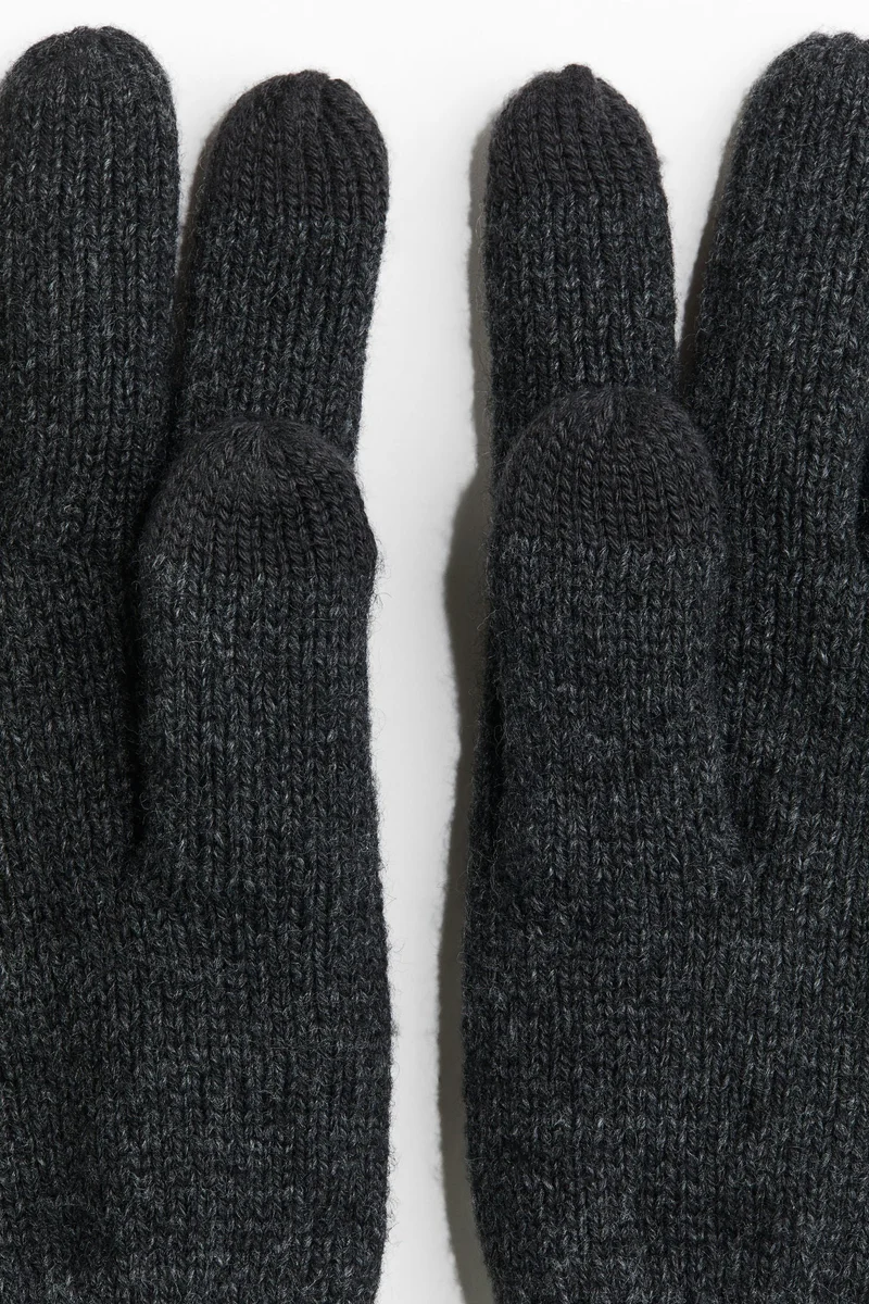 H&M Knitted Smartphone Gloves