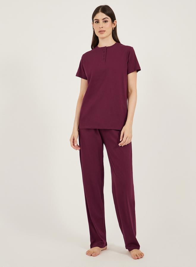 Styli Burgundy Knitted T-Shirt and Straight Pyjama Set for Women - Image 2