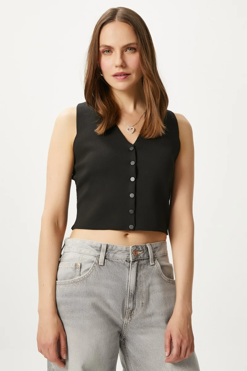 Ritnice Women's Petite Snap Crop Black Knit Vest