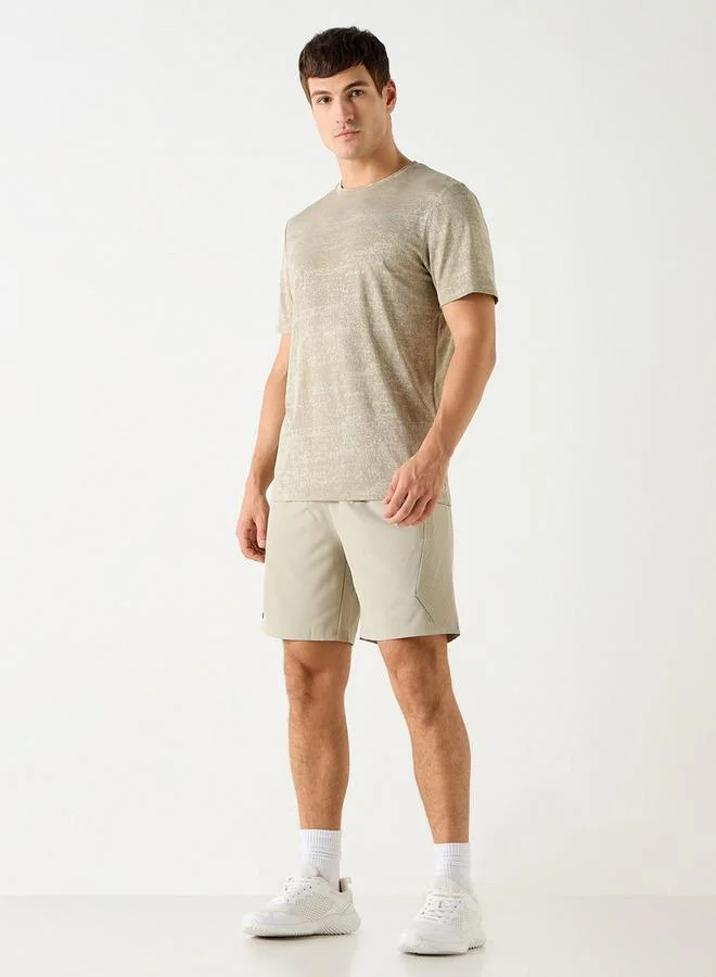 ادوت من سبلاش شورت برباط وجيوب