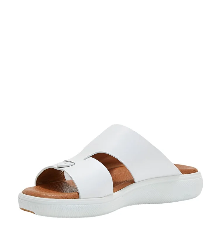 STEVE MADDEN  Men's Comfort Sandals White Men's Sandals for Men | Best Price UAE