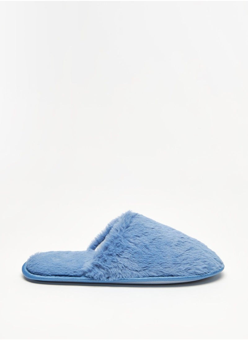 shoexpress - Plush Textured Slip-On Bedroom Slide Slippers - Image 1