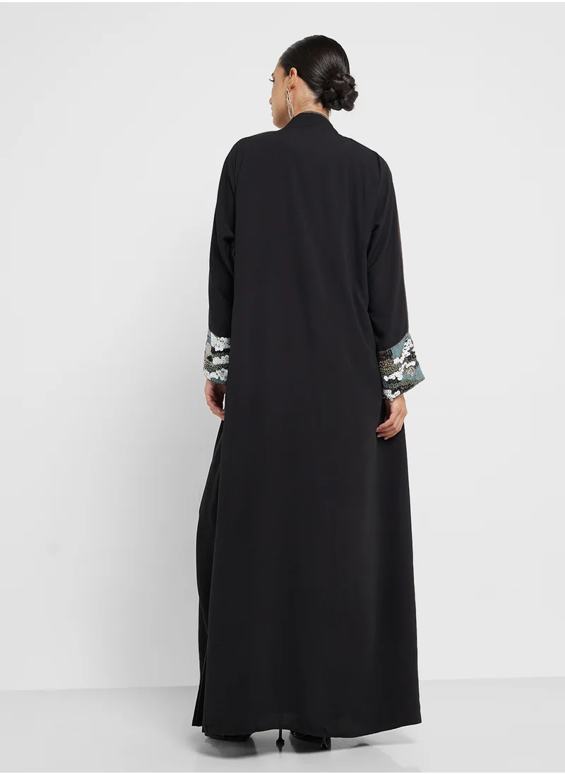 hayas closet V-Neck Embroidered  Flared Sleeve Abaya