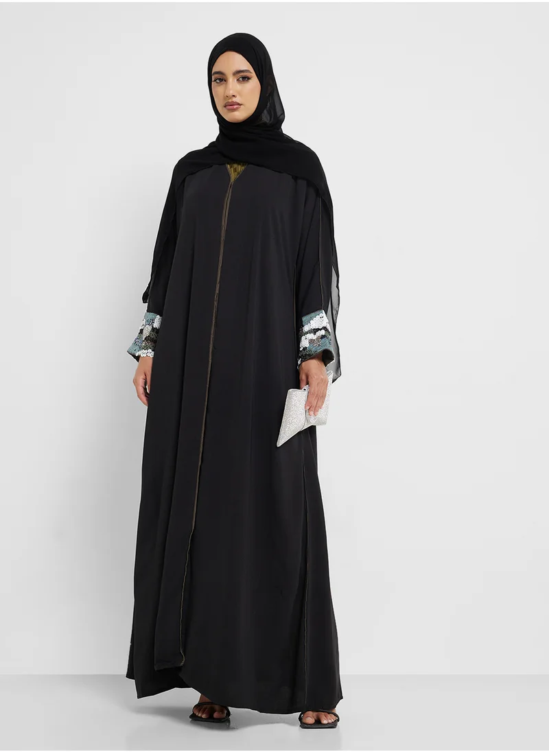 hayas closet V-Neck Embroidered  Flared Sleeve Abaya