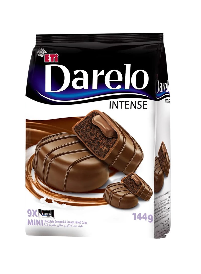 Darelo كيك مغطى بالشوكولاتة ومحشو بالكريمة