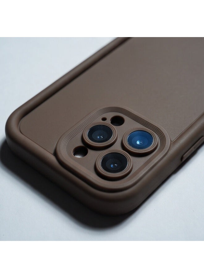 جراب حماية خلفي سيليكون لهاتف iPhone 15 Pro Max - بني - Image 3