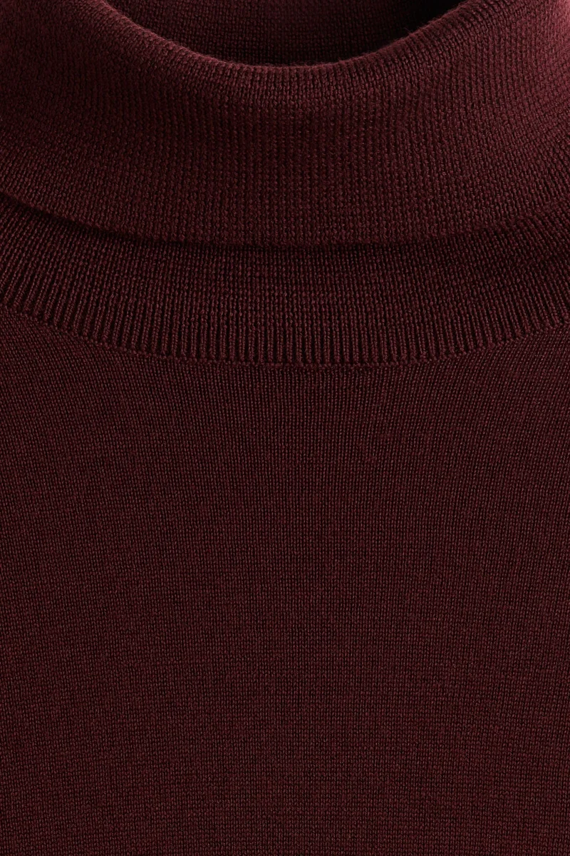 اتش اند ام كنزة بقصّة عادية من الصوف