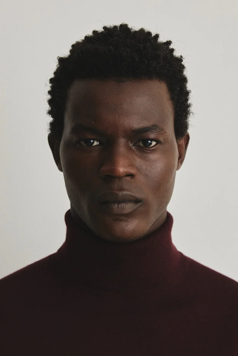 اتش اند ام كنزة بقصّة عادية من الصوف