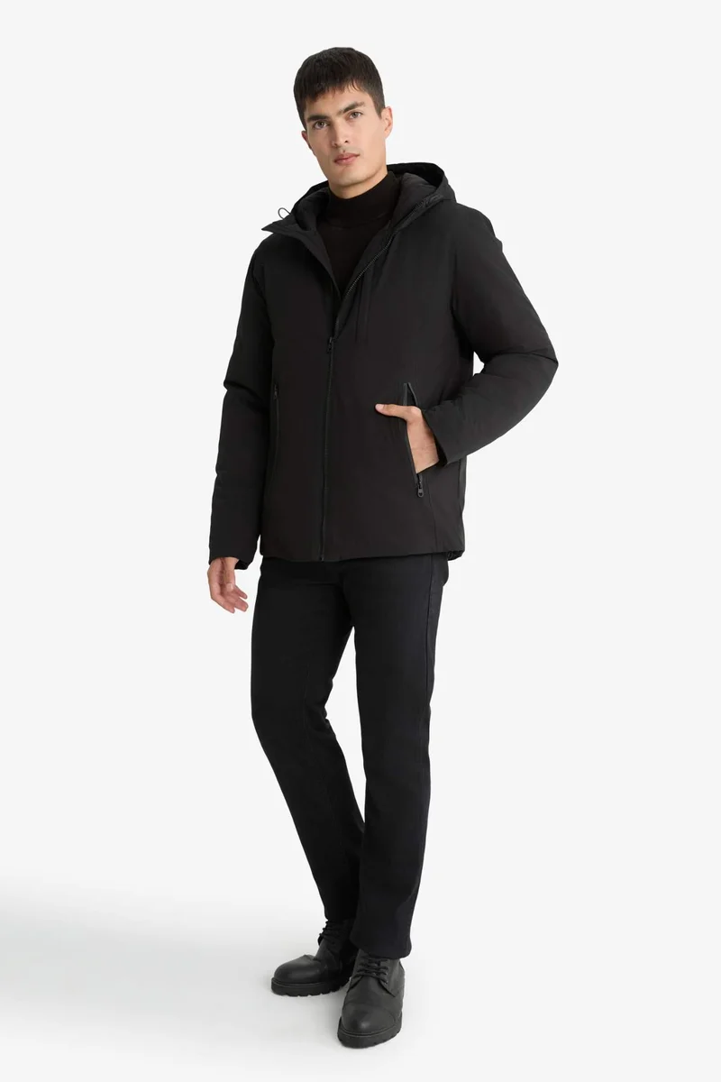 ديفاكتو Water Repellent Regular Fit Puffer Jacket